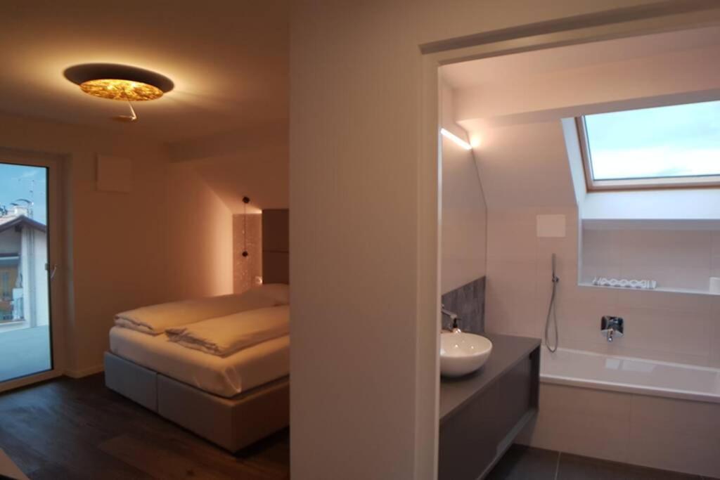شقة Gardenpark Loft Ora / Auer المظهر الخارجي الصورة